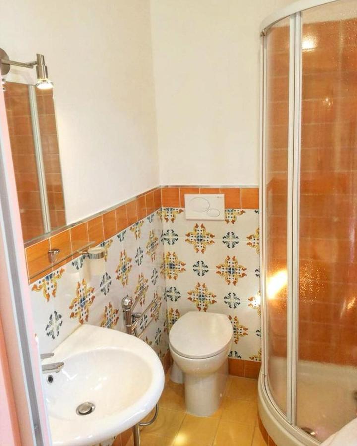 B&B Il Faro Cittadella del Capo Exteriör bild